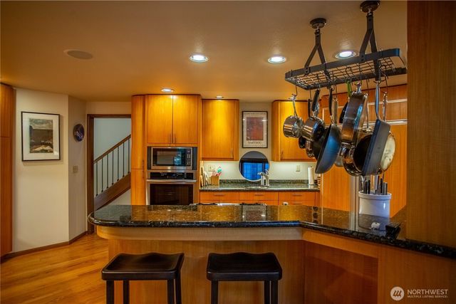 2715 39th Street, Gig Harbor, WA 98335