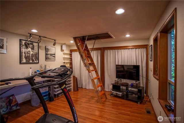 2715 39th Street, Gig Harbor, WA 98335