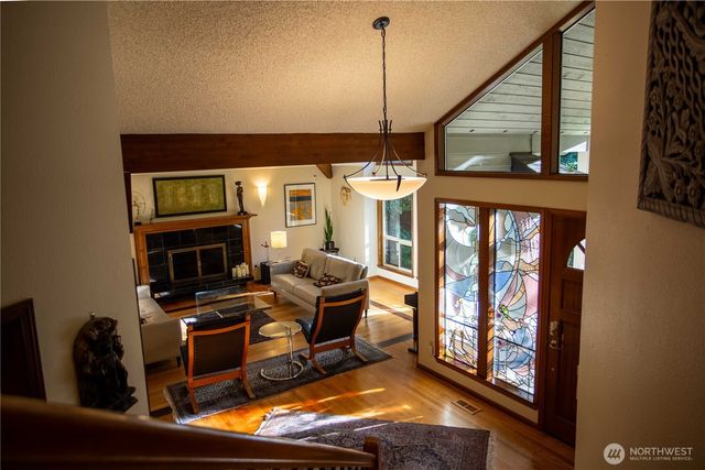 2715 39th Street, Gig Harbor, WA 98335