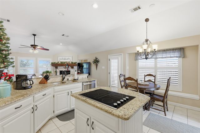 2203 Knoll Ridge Drive, Corinth, TX 76210