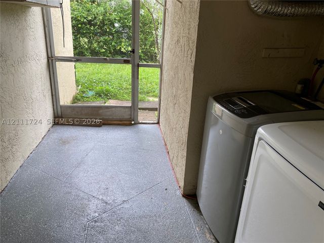 11101 Royal Palm Blvd 114, Coral Springs, FL 33065