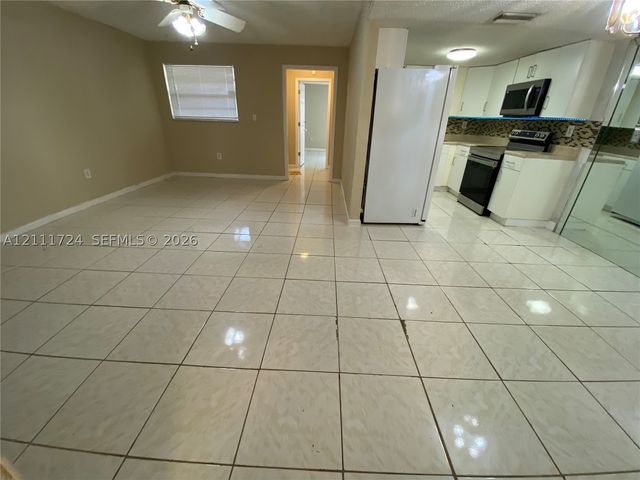 11101 Royal Palm Blvd 114, Coral Springs, FL 33065