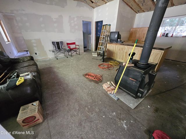 27613 S HINDS DR, St. Maries, ID 83861