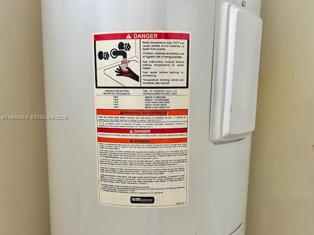 19922 NW 67th Pl, Hialeah, FL 33015