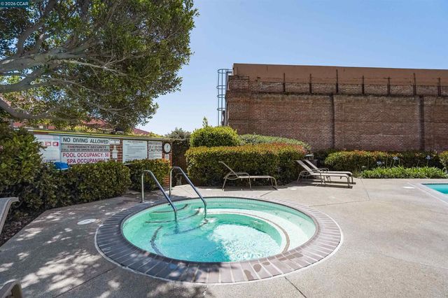 6363 Christie Ave 1226, Emeryville, CA 94608