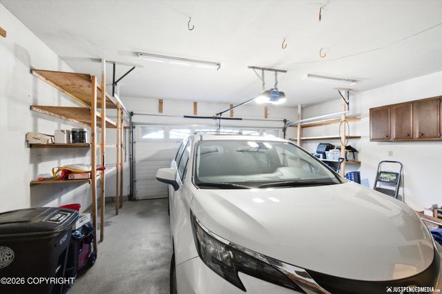 2310 Yorkshire Lane, Anchorage, AK 99504