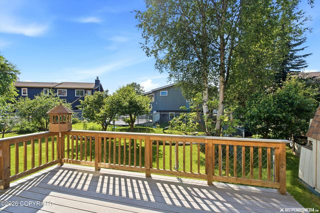 2310 Yorkshire Lane, Anchorage, AK 99504