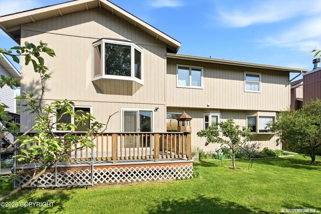 2310 Yorkshire Lane, Anchorage, AK 99504