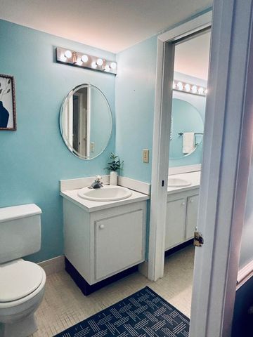 1805 Fairview Villas Drive, West Palm Beach, FL 33406