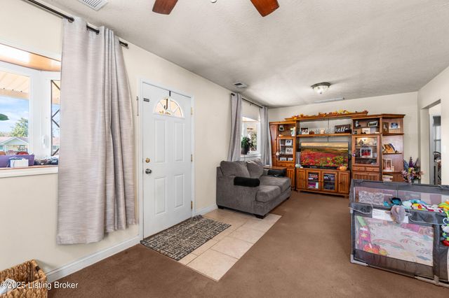 5007 Ramona Ln, Louisville, KY 40272