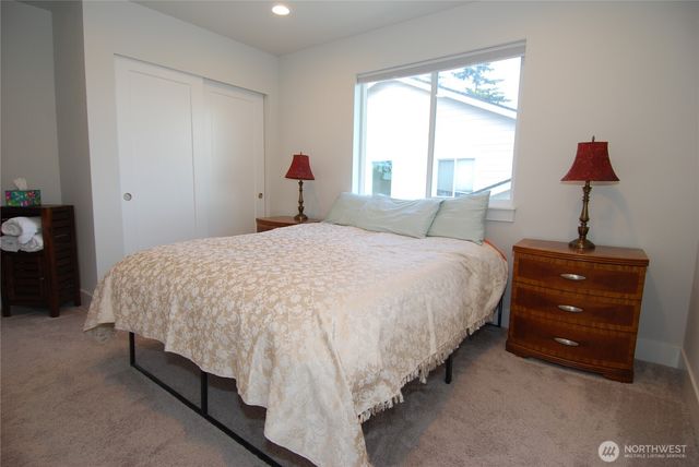 6820 S Alaska Street, Tacoma, WA 98408