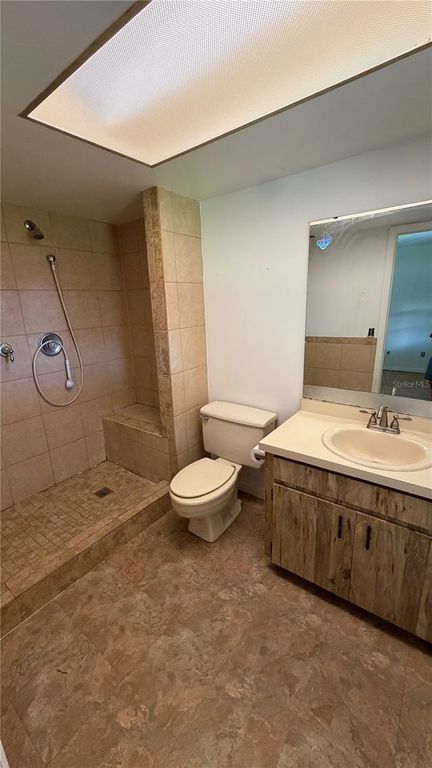 Image 21 of property listing at 7420 BURNWAY DRIVE, Orlando, FL 32819
