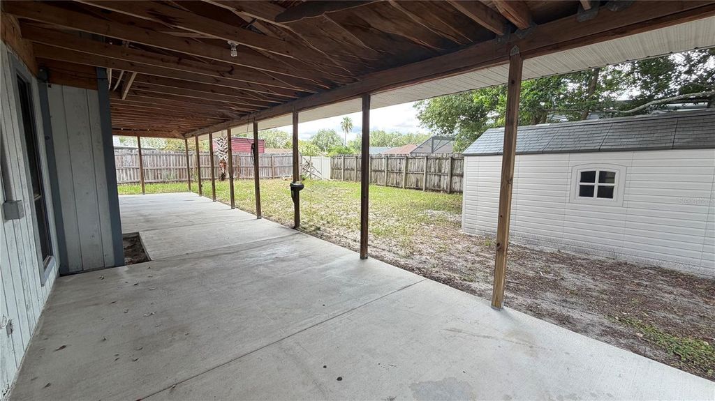 Image 6 of property listing at 7420 BURNWAY DRIVE, Orlando, FL 32819