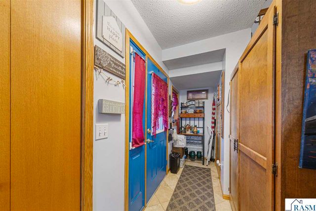 31 Pleasant View Trail, North Mankato, MN 56003