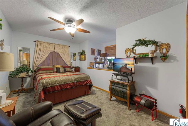 31 Pleasant View Trail, North Mankato, MN 56003