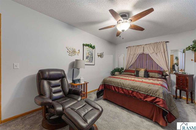 31 Pleasant View Trail, North Mankato, MN 56003