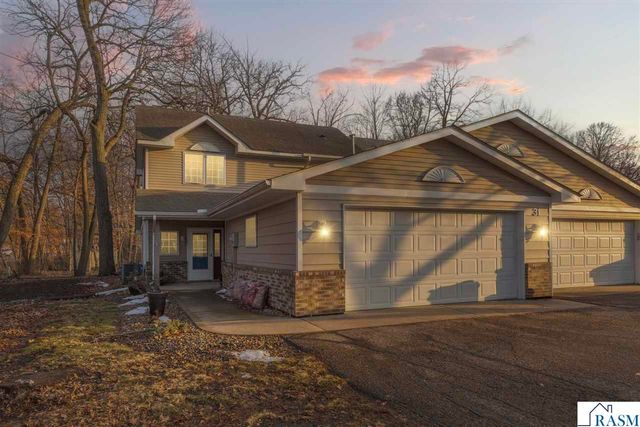 31 Pleasant View Trail, North Mankato, MN 56003