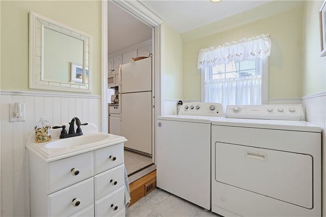 166 Puritan Drive, Warwick, RI 02888