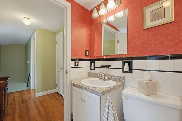 166 Puritan Drive, Warwick, RI 02888