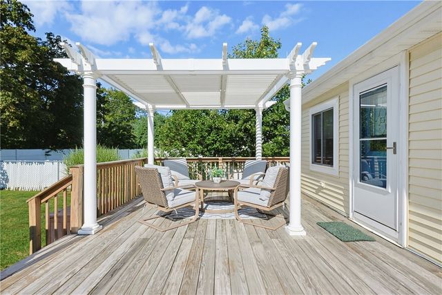 166 Puritan Drive, Warwick, RI 02888