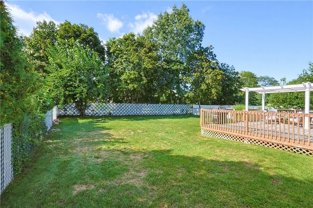 166 Puritan Drive, Warwick, RI 02888