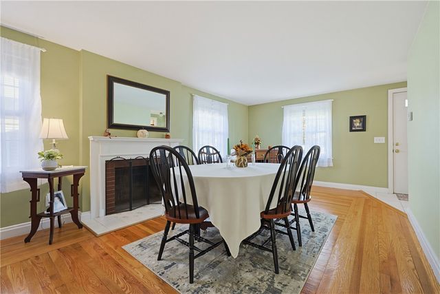 166 Puritan Drive, Warwick, RI 02888
