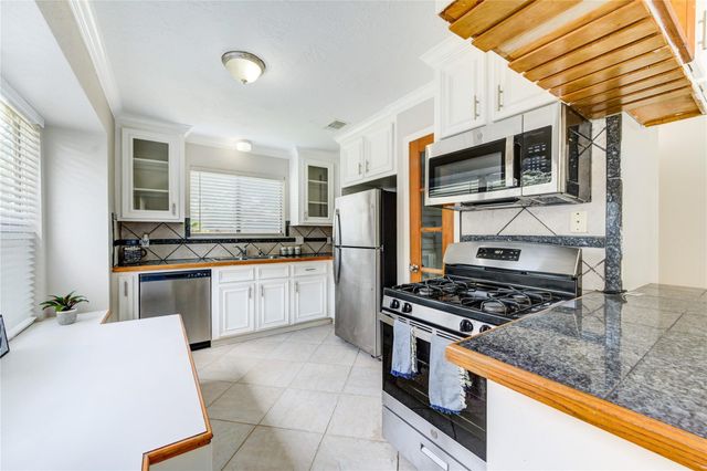 5255 Beaverbrook Drive, Houston, TX 77084