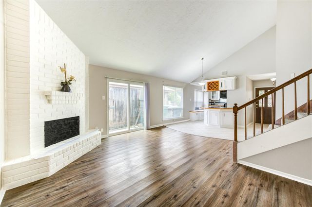 5255 Beaverbrook Drive, Houston, TX 77084