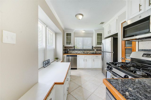 5255 Beaverbrook Drive, Houston, TX 77084