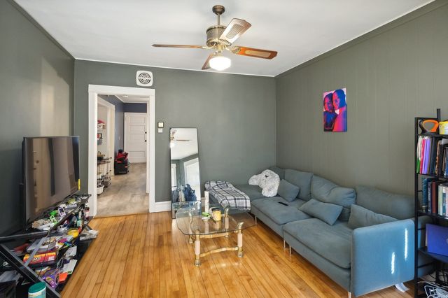 5128 W Henderson Street 2, Chicago, IL 60641