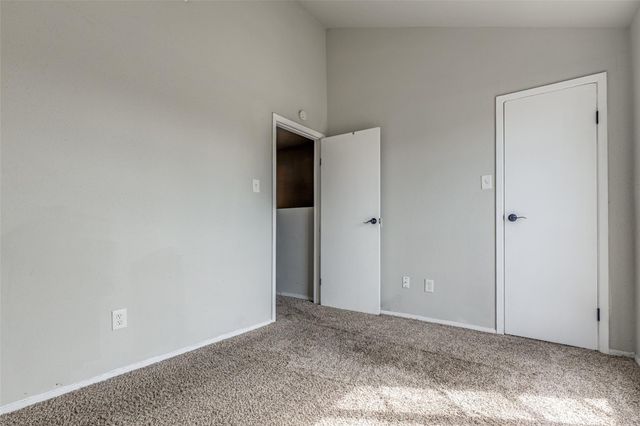 8725 Victorian Village Drive, Houston, TX 77071