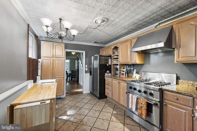 1121 BATTERY AVE, Baltimore, MD 21230