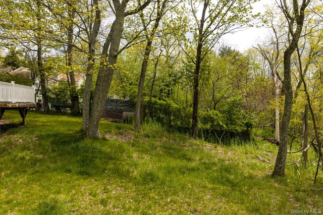 8 Chestnut Street W, Wurtsboro, NY 12790