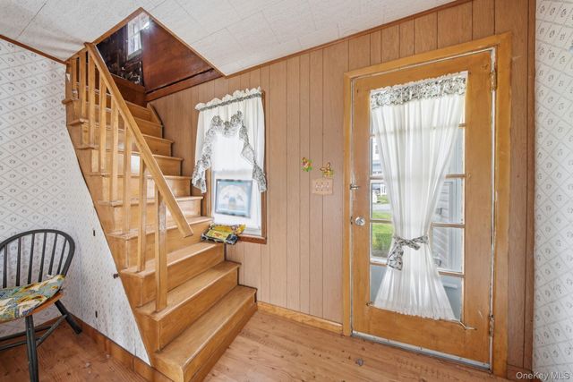 8 Chestnut Street W, Wurtsboro, NY 12790