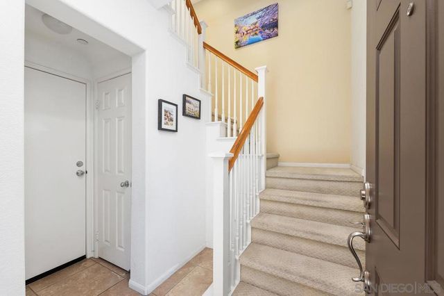 2908 Escala Cir, San Diego, CA 92108