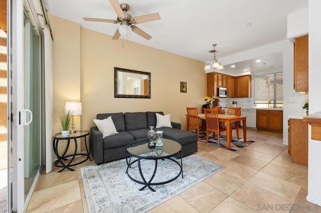 2908 Escala Cir, San Diego, CA 92108