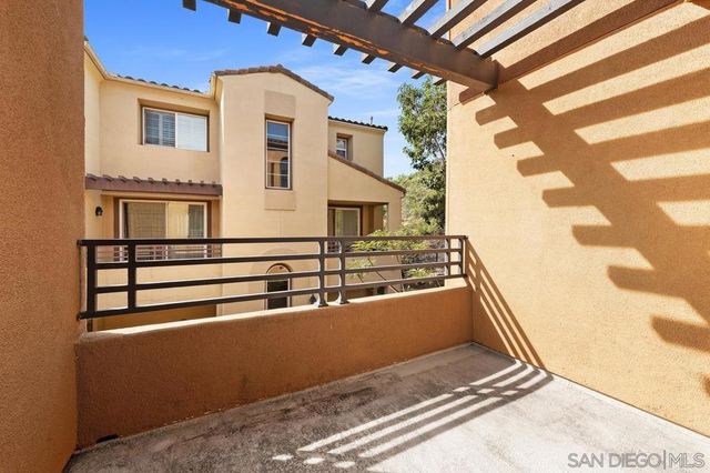 2908 Escala Cir, San Diego, CA 92108