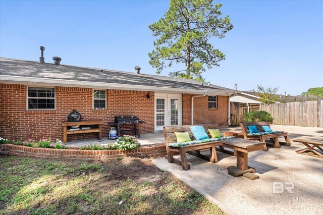 5612 N Vista Bonita Drive, Mobile, AL 36609