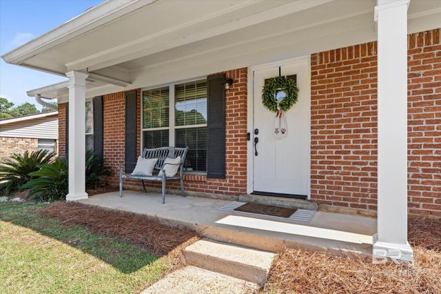 5612 N Vista Bonita Drive, Mobile, AL 36609