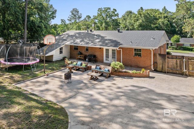 5612 N Vista Bonita Drive, Mobile, AL 36609