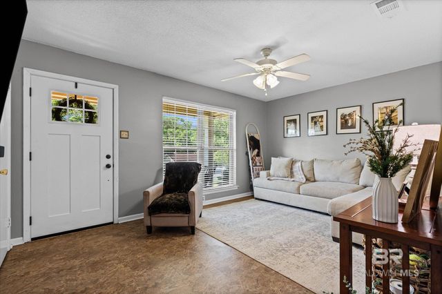 5612 N Vista Bonita Drive, Mobile, AL 36609