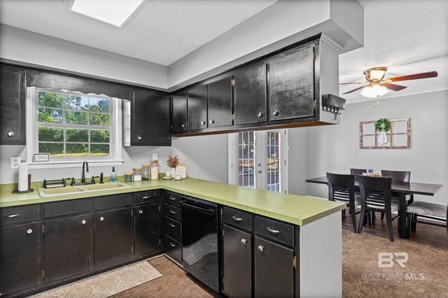 5612 N Vista Bonita Drive, Mobile, AL 36609