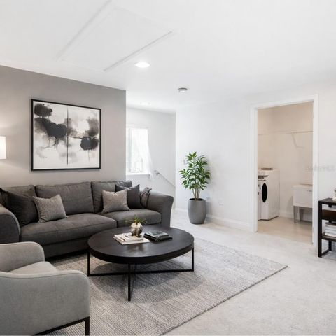 827 DENNIS AVENUE, Orlando, FL 32807