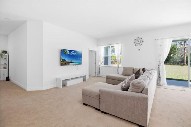 827 DENNIS AVENUE, Orlando, FL 32807