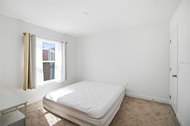 827 DENNIS AVENUE, Orlando, FL 32807