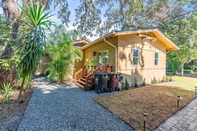 724 PALMER STREET, Orlando, FL 32801