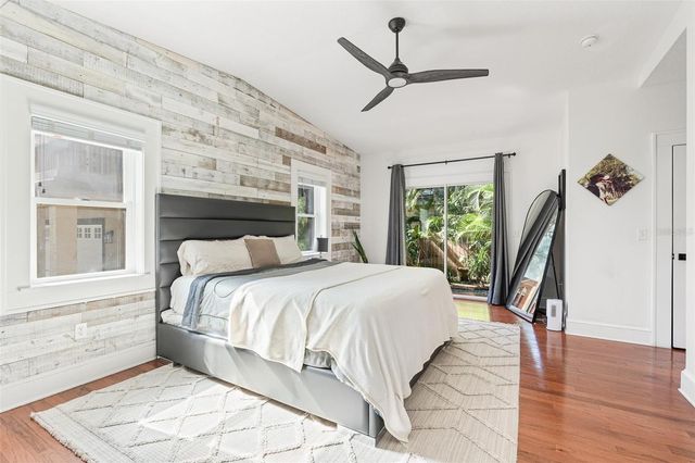 724 PALMER STREET, Orlando, FL 32801