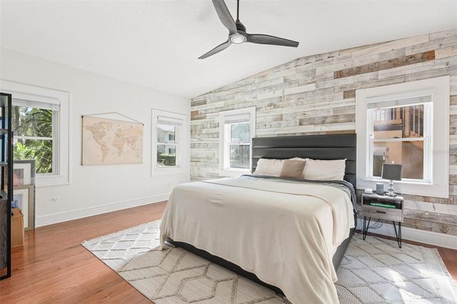 724 PALMER STREET, Orlando, FL 32801