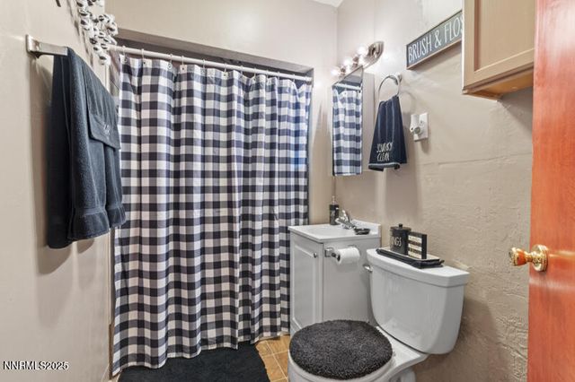 10 Lincoln Way, Sparks, NV 89431