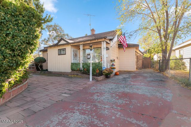 10 Lincoln Way, Sparks, NV 89431